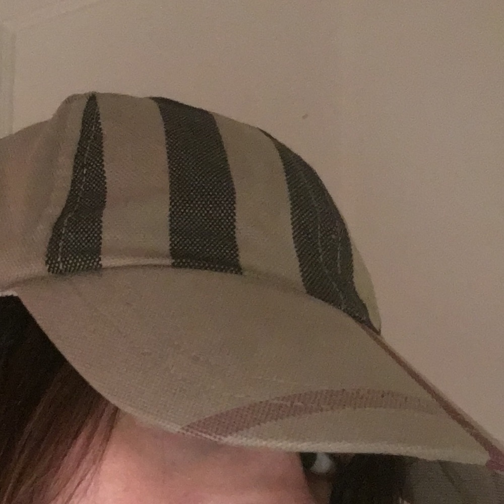 Burberry baseball cap